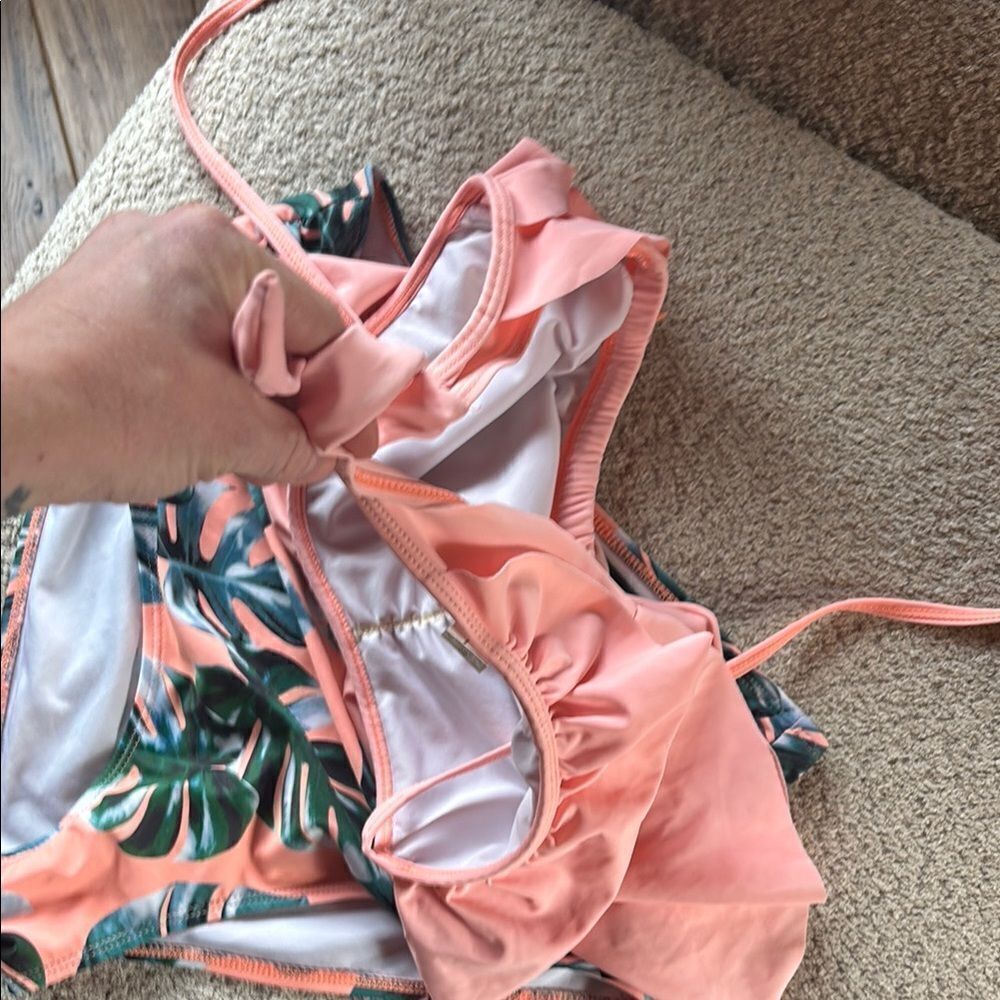 Pink Ruffle Bikini with Tropical Leaf Print - Picture 6 of 15